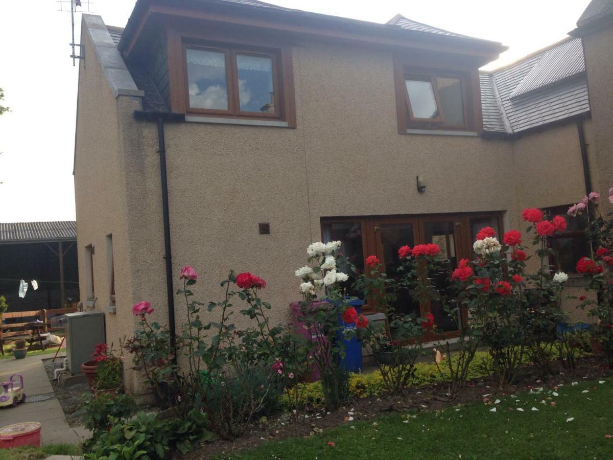 Meikle Ardrone Homestay Кит Экстерьер фото